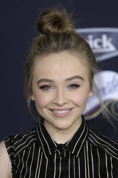 Sabrina Carpenter Przybyłych Pitch Perfect Premiere Nokia Teatr Live Los — Zdjęcie stockowe