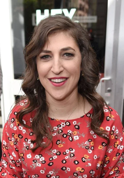 Mayim Bialik Por Celebrity Candids Tue Nueva York Mayo 2017 — Foto de Stock