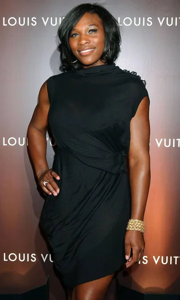 Serena Williams Las Llegadas Louis Vuitton Spring Love Collection Honor —  Fotos de Stock