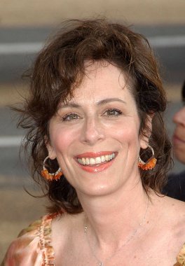Jane Kaczmarek at arrivals for Sisterhood of the Traveling Pants Premiere, Grauman's Chinese Theatre, Los Angeles, CA, Tuesday, May 31, 2005. Photo by: John Hayes/Everett Collection