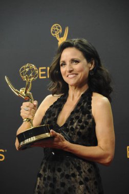 Julia Louis-Dreyfus 68 yıllık Primetime Emmy Ödülleri 2016-basın odası, Microsoft Theater, Los Angeles, CA 18 Eylül 2016 için basın odasında. Fotoğraf: Elizabeth Goodenough/Everett Collection
