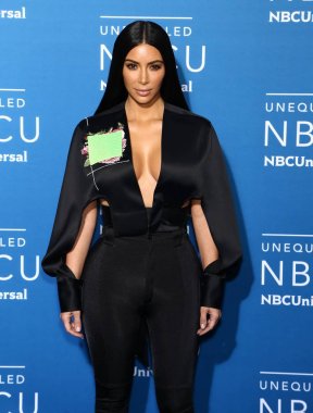 Kim Kardashian 2017 Nbcuniversal Upfront Sunumu için gelenler, Radio City Music Hall, New York, Ny May 15, 2017. Fotoğraf: John Nacion / Everett Koleksiyonu