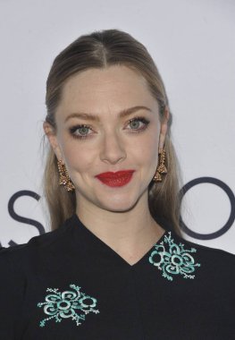 Amanda Seyfried Son Söz Prömiyeri için gelenler, Arclight Tiyatroları, Los Angeles, Ca Mart 1, 2017. Fotoğraf: Elizabeth Goodenough / Everett Koleksiyonu