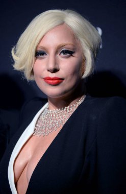 Harper 's Bazaar için gelenler Lady Gaga Carine Roitfeld, Plaza Hotel, New York, NY 5 Eylül 2014 tarafından simgeler kutluyor. Fotoğraf: Kristin Callahan/Everett Collection