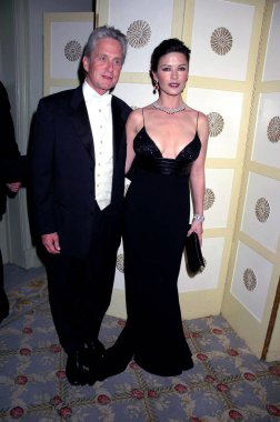 Michael Douglas, Catherine Zeta Jones kırmızı top için gelen organ nakli araştırma yararına, Pierre Hotel, New York, Ny, Şubat 07, 2005. Fotoğraf: Rob Rich / Everett Koleksiyonu