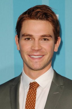 Kj Apa, The Cw Upfront 2017, The London Hotel, New York, Ny May 18, 2017 için varışlarda. Fotoğraf: Kristin Callahan / Everett Koleksiyonu