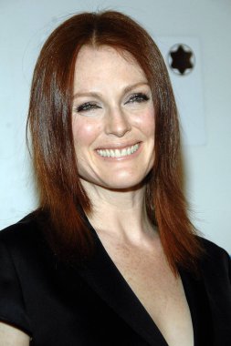 Ny Tribeca Film Festivali'nde Savage Grace Premiere için gelenler Julianne Moore, Bmcc / Trac Tiyatrosu, New York, Ny, Nisan 26, 2008. Fotoğraf: George Taylor / Everett Koleksiyonu