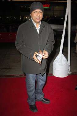 George Lopez Bayan Congeniality 2 Premiere, Grauman ' 's Çin Tiyatrosu, Los Angeles, CA, Mart 23, 2005 için gelenler. Fotoğraf: Michael Germana/Everett Collection