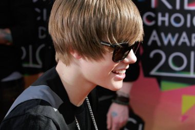 Justin Bieber Nickelodeon's 23 Yıllık Çocuk Seçimi Ödülleri için gelenler - Gelenler, Ucla Pauley Pavilion, Los Angeles, Ca Mart 27, 2010. Fotoğraf: Adam Orchon / Everett Koleksiyonu
