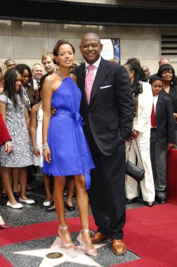 Keisha Whitaker, Forest Whitaker Forest Whitaker için Hollywood Walk Of Fame Star için indüksiyon töreninde, Kodak Tiyatrosu önünde Hollywood Bulvarı, Los Angeles, Ca, Nisan 16, 2007. Fotoğraf: Michael Germana / Everett Koleksiyonu