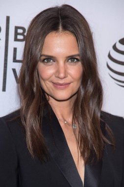 Katie Holmes gelen tüm biz Premiere vardı 2016 Tribeca Film Festivali, John Zuccotti Theater Bmcc TPAC, New York, NY Nisan 15, 2016. Fotoğraf: Steven Ferdman/Everett Collection