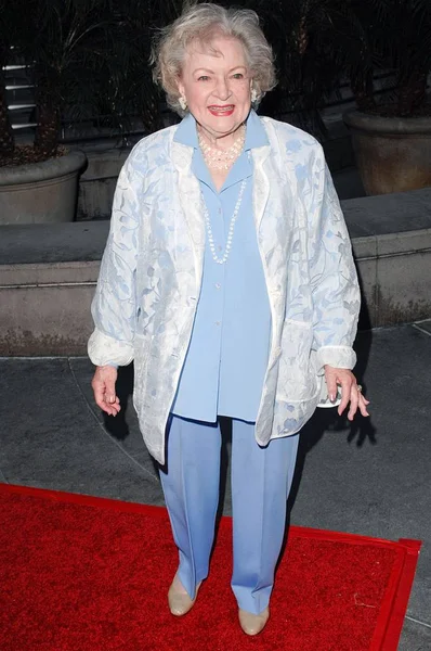 Betty White Las Llegadas Para Love Dancing Premiere Arclight Hollywood — Foto de Stock