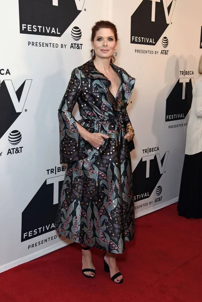 Debra, Will & Grace 'e gelenler için dalga geçiyor: At&T, Cinepolis Chelsea 6, New York, NY Eylül 23, 2017 tarafından sunulan Tribeca TV Festivali 'nde cast & Creators ile özel bir kutlama ve konuşma. Fotoğraf: Derek Storm/Everett Collection