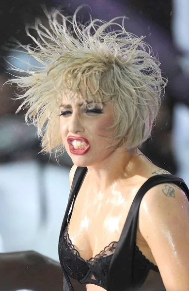 Lady Gaga Stage Nbc Today Show Concert Lady Gaga Rockefeller — Stock Photo, Image