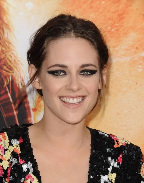 Kristen Stewart Sosirile Pentru American Ultra Premiere Ace Hotel Downtown — Fotografie, imagine de stoc