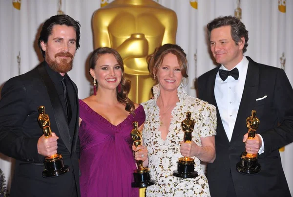 Christian Bale Natalie Portman Melissa Leo Colin Firth Sajtószoba Bélyegnap — Stock Fotó