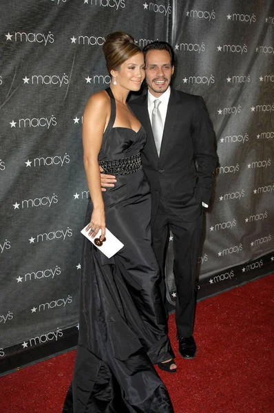 Jennifer Lopez Marc Anthony Arrivals Macys Passport American Express Hiv — стоковое фото
