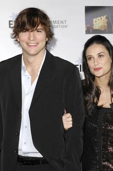 Ashton Kutcher Demi Moore Obecności Mentor Promise Gala Uhonorowanie Tom — Zdjęcie stockowe
