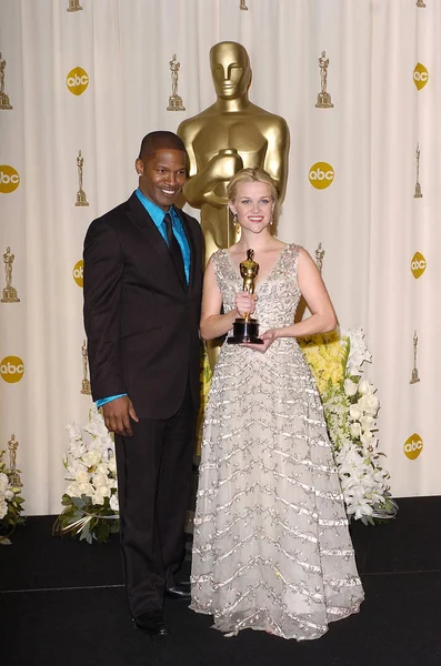 Jamie Foxx Reese Witherspoon Perszaal Voor Oscars 78E Annual Academy — Stockfoto