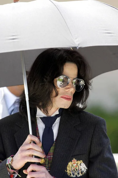 Michael Jackson Tribunal Para Michael Jackson Julgamento Por Abuso Crianças — Fotografia de Stock