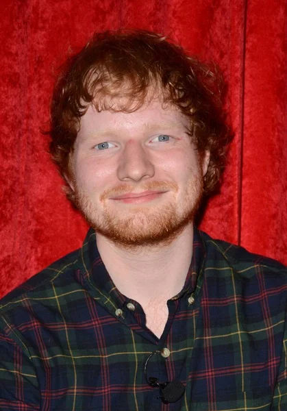 Sheeran Ett Offentligt Framträdande För Madame Tussauds Avslöjar Vax Siffra — Stockfoto