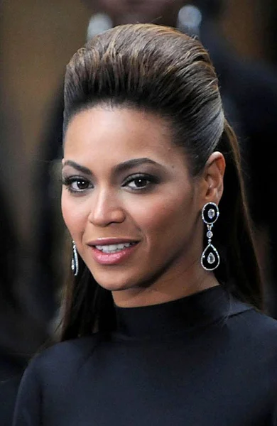 Beyonce Knowles Scenen Today Show Concert Beyonce Nbc Rockefeller Center royaltyfrie gratis stockfoto