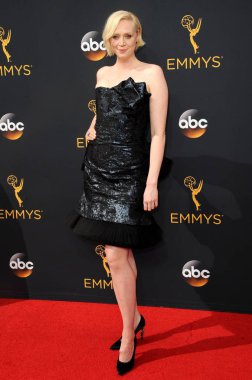 Gwendoline Christie gelen gelen 68 yıllık Primetime Emmy Ödülleri 2016-gelenler 1, Microsoft Theater, Los Angeles, CA Eylül 18, 2016. Fotoğraf: Elizabeth Goodenough/Everett Collection