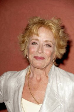 Holland Taylor Hot In Hollywood Aids Healthcare Foundation & Out Of The Closet Benefit, The Henry Fonda Music Box Theatre, Los Angeles, Ca, 12 Ağustos 2006 için gelenler. Fotoğraf: Michael Germana / Everett Koleksiyonu