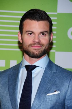 Daniel Gillies at arrivals for The CW Network Upfronts 2015 - Part 2, The London Hotel, New York, NY May 14, 2015. Photo By: Gregorio T. Binuya/Everett Collection clipart