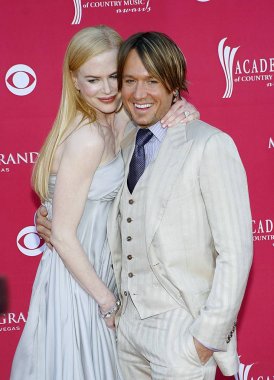 Nicole Kidman (wearing an Yves Saint Laurent dress), Keith Urban at arrivals for ARRIVALS - 43rd Annual Academy of Country Music Awards (ACM), MGM Grand Garden Arena, Las Vegas, NV, May 18, 2008. Photo by: James Atoa/Everett Collection