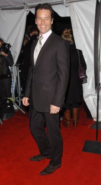 Guy Pearce Fabrika Kız Ny Premiere için gelenler, Ziegfeld Tiyatrosu, New York, Ny, Ocak 29, 2007. Fotoğraf: George Taylor / Everett Koleksiyonu