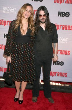 Drea de Matteo, Hbo's Sopranos Dünya Prömiyeri Tarama için gelenler shooter Jennings, Rockefeller Center'da Radio City Music Hall, New York, Ny, Mart 27, 2007. Fotoğraf: Rob Rich / Everett Koleksiyonu