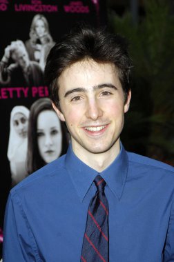 Josh Zuckerman Pretty Persuasion Premiere, Arclight Sinema, Los Angeles, Ca Ağustos 09, 2005 için gelenler. Fotoğraf: Michael Germana / Everett Koleksiyonu