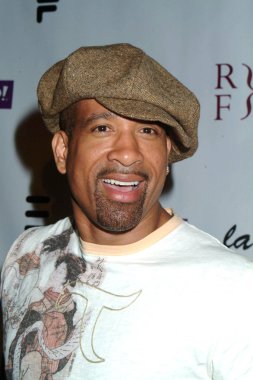 Dorian Gregory Doğum günü bash için Shane West ve Eric Podwall, Eric Podwall, Los Angeles, CA, Cumartesi, Haziran 18, 2005 ev için gelenler. Fotoğraf: Tony Gonzalez/Everett Collection