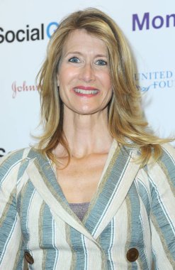 Laura Dern Global Moms Relay Campaign Event, Axa Event & Production Center, New York, Ny May 4, 2017'ye katılıyor. Fotoğraf: Kristin Callahan / Everett Koleksiyonu