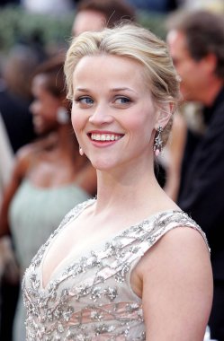Reese Witherspoon (bir giyiyor 1955 Christian Dior elbise ve Fred Leighton takı) Oscar için gelenler 78 Yıllık Akademi Ödülleri, Kodak Tiyatrosu, Los Angeles, Ca, Mart 05, 2006. Fotoğraf: Emilio Flores /Everett Collection