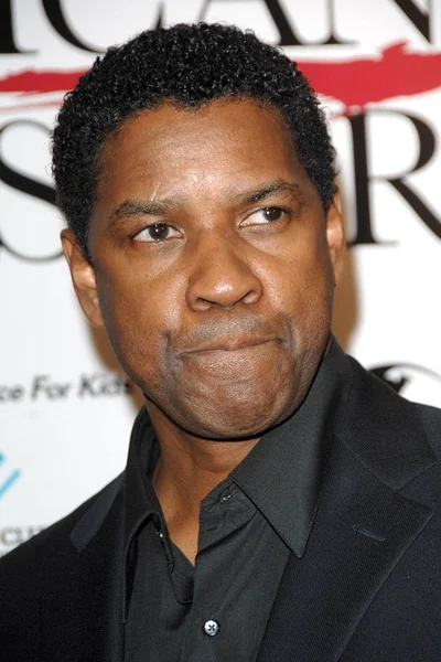 Denzel Washington Las Llegadas Para American Gangster Premiere Benefit Boys — Foto de Stock