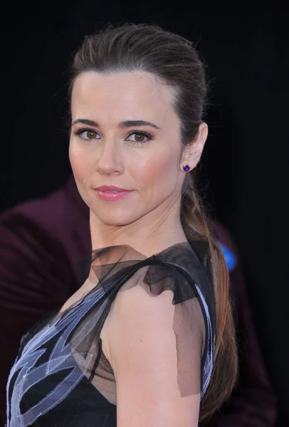 Linda Cardellini Las Llegadas Para Avengers Age Ultron Premiere Dolby — Foto de Stock