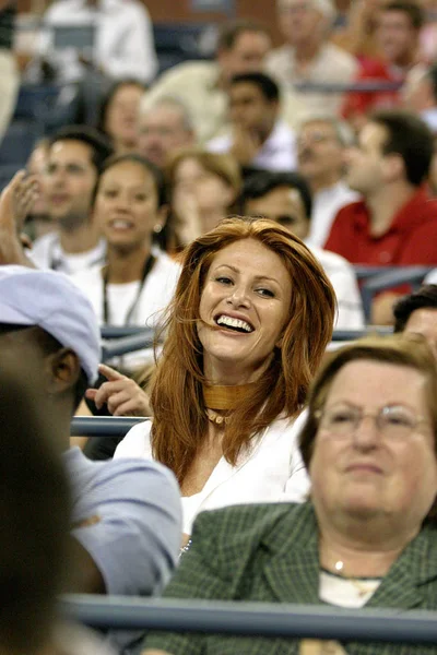 Angie Everhart Dentro Para Open Tennis Tournament Arthur Ashe Stadium — Fotografia de Stock