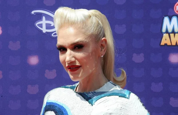 Gwen Stefani Bei Der Ankunft Der Radio Disney Music Awards — Stockfoto