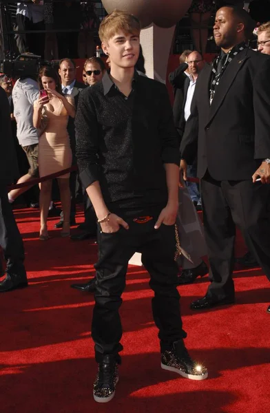 Justin Bieber için gelenler 2011 Espy Ödülleri - Arrivals, L.A. Live Nokia Tiyatrosu, Los Angeles, Ca Temmuz 13, 2011. Fotoğraf: Elizabeth Goodenough / Everett Koleksiyonu