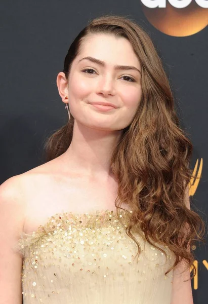 Emily Robinson Arrivals 68Th Annual Primetime Emmy Awards 2016 Arrivals — Stock Photo, Image