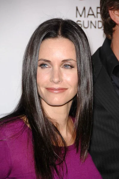 Courteney Cox Arrivals Dirt Premiere Screening Pacific Design Center Los — Stock Photo, Image