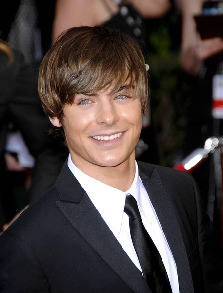 Zac Efron Przyjazd 44Th Annual Screen Actors Guild Awards Sag — Zdjęcie stockowe