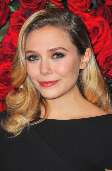 Elizabeth Olsen at arrivals for MoMA's 4th Annual Film Benefit to Honor Pedro Almodovar, MoMA Museum of Modern Art, New York, NY November 15, 2011. Photo By: Gregorio T. Binuya/Everett Collection