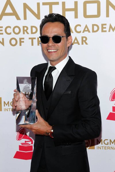 Марк Энтони на церемонии вручения премии "Латинская академия года 2016", MGM Grand Garden Arena, Лас-Вегас, штат Невада, 16 ноября 2016 года. Фото: James Atoa / Everett Collection
