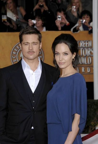 Brad Pitt Angelina Jolie Wearing Max Azria Gown Arrivals Arrivals — Stock Photo, Image