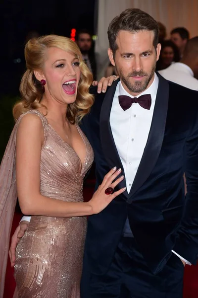 Blake Lively Ryan Reynolds Arrivals Charles James Fashion Opening Night — Stock Photo, Image