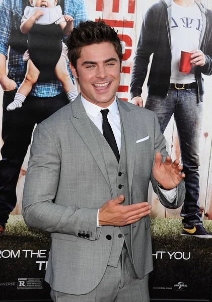 Zac Efron Arrivals Neighbors Premiere Regency Village Theatre Los Angeles — стокове фото