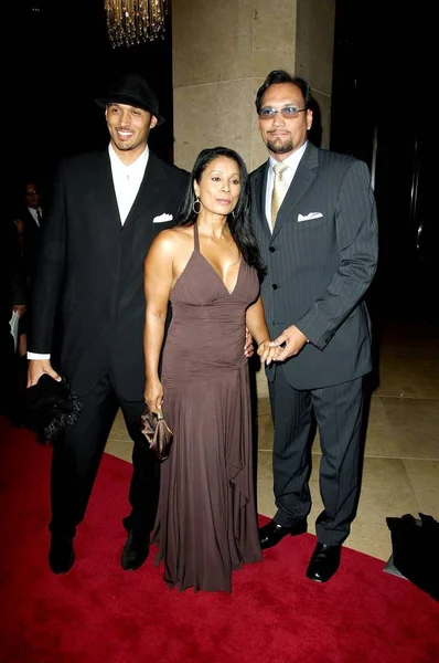 Joaquin Smits Wanda Jesus Jimmy Smits Arrivals 21St Annual Imagen — Stock Photo, Image